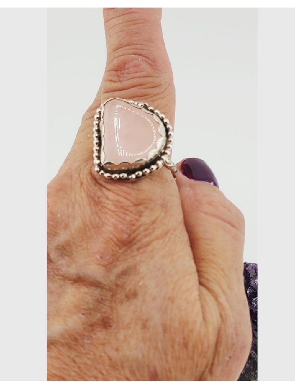 ROSE QUARTZ RING WITH EMBOSSED RING BAND HANDMADE IN STERLING SILVER SIZE 6.5 - Picture 3 of 6